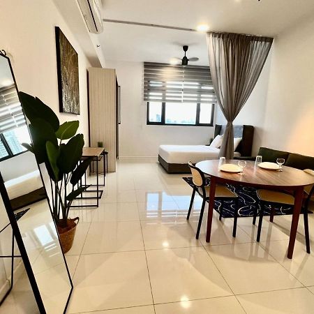Chambers Serviced Suites Klcc By Cozy Stay Kuala Lumpur Exterior foto