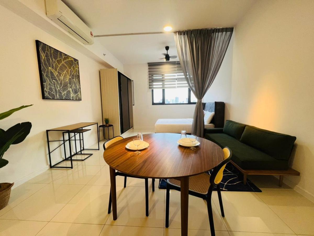 Chambers Serviced Suites Klcc By Cozy Stay Kuala Lumpur Exterior foto