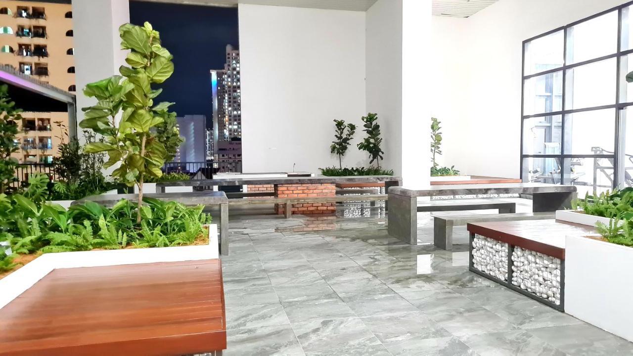 Chambers Serviced Suites Klcc By Cozy Stay Kuala Lumpur Exterior foto