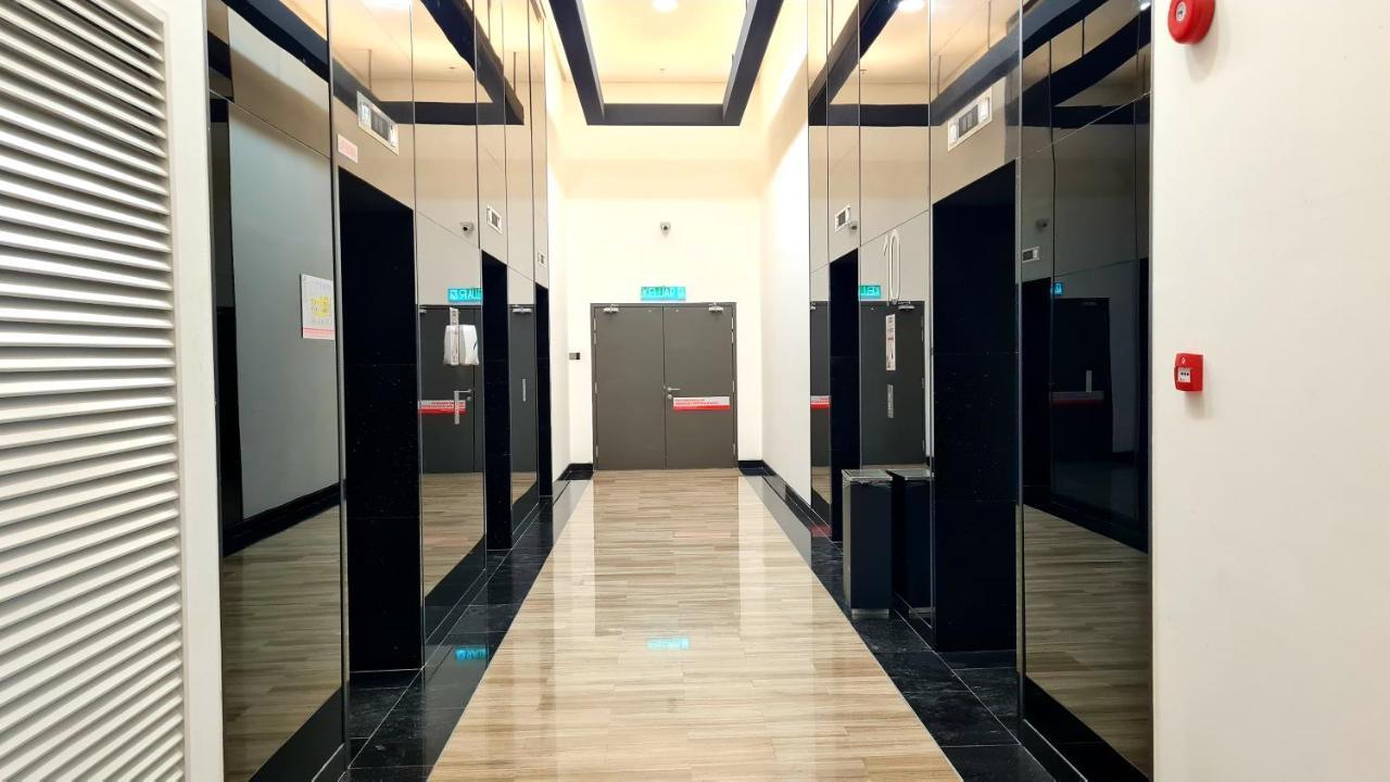 Chambers Serviced Suites Klcc By Cozy Stay Kuala Lumpur Exterior foto